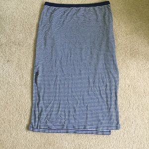 Super cute striped skirt! Slips on both sides..
